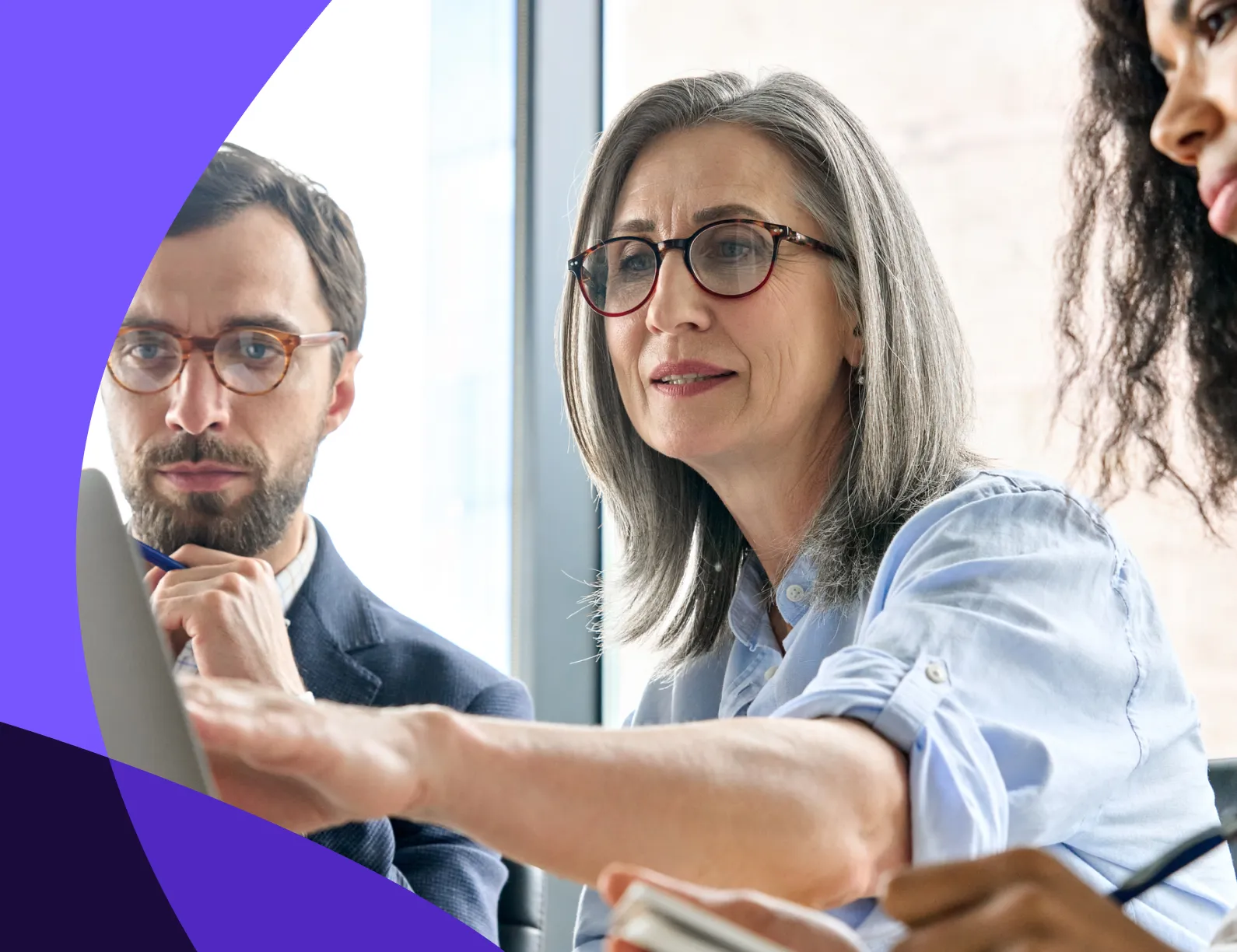 How to Choose the Right Call Center Software